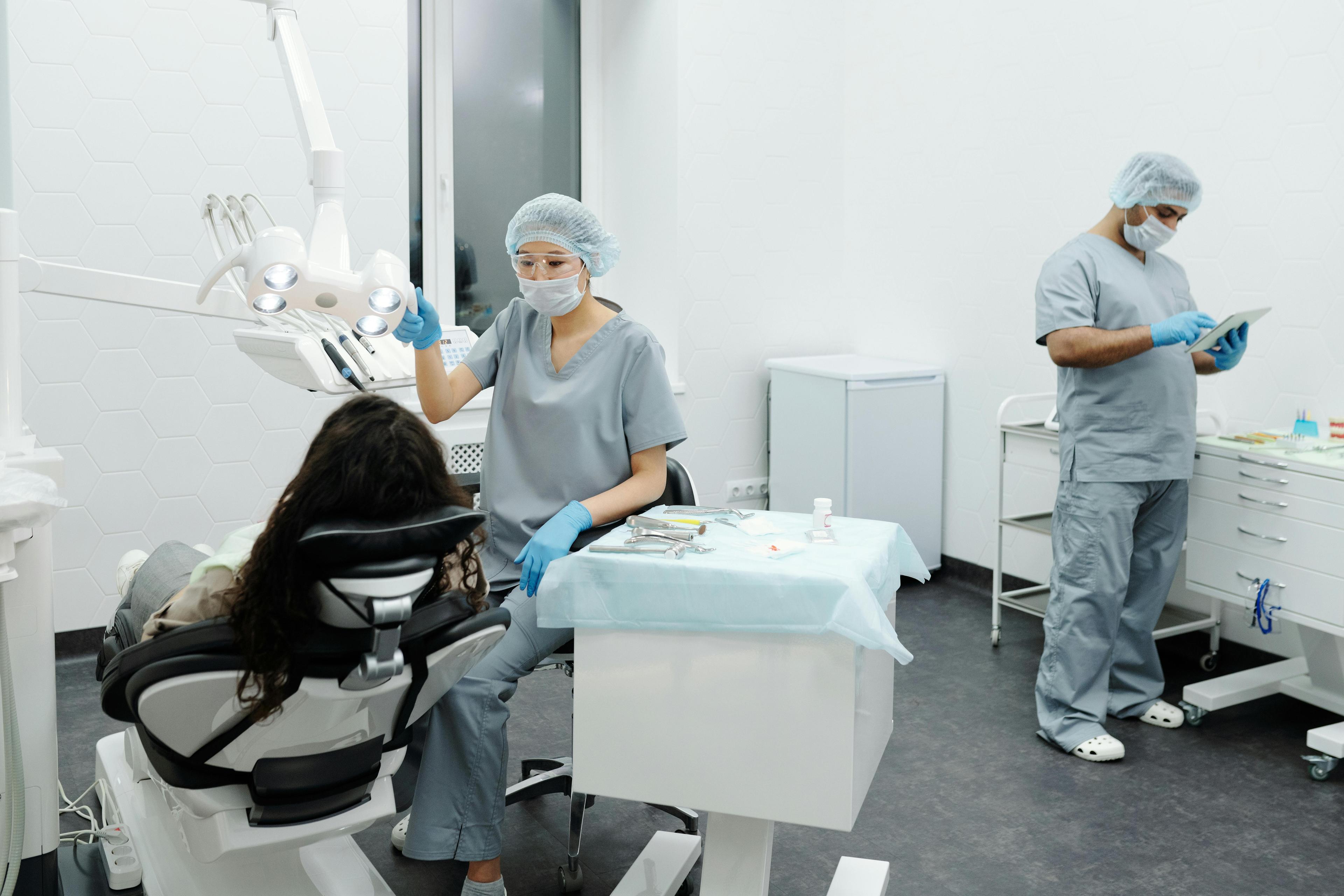 When Should Your Child First Visit the Dentist?